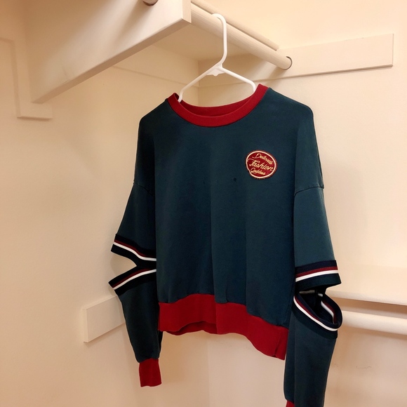 pullover - Picture 2 of 5